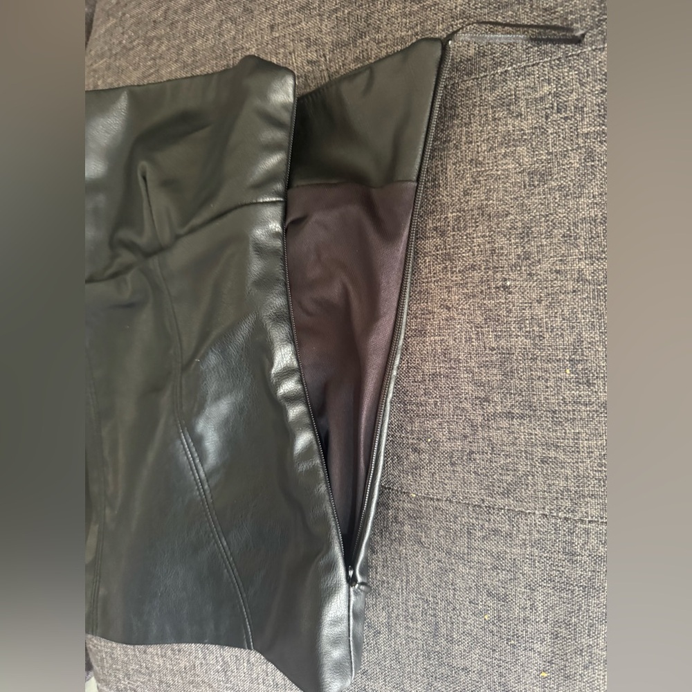 Zara Leather Tube Top - Picture 5 of 9